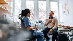 Вы чистите зубы неправильно. 5 советов от эксперта по улучшению гигиены полости рта.