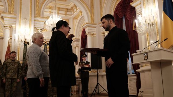 Зеленский умоляет Трампа: «Оставайся на нашей стороне».