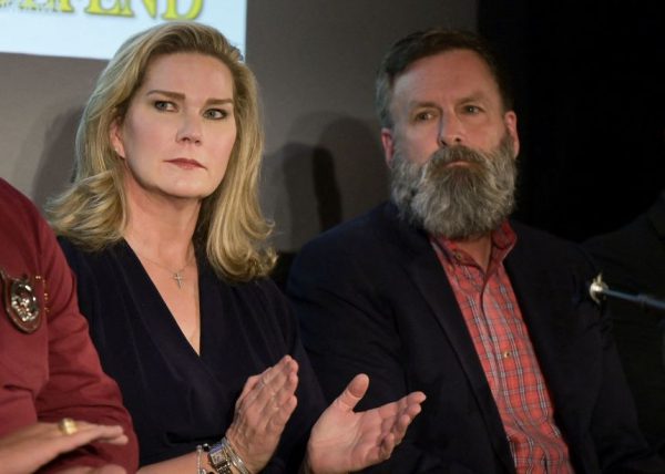 Высокопоставленный чиновник FEMA известен своими агрессивными высказываниями и заявил, что однажды телепортировался в кафе Waffle House.