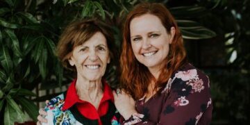 В последние дни своей жизни Хелен не могла глотать. Ее семья чувствовала себя беспомощной.