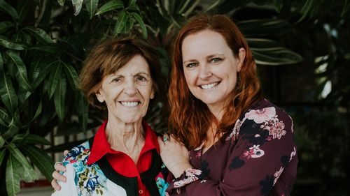 В последние дни своей жизни Хелен не могла глотать. Ее семья чувствовала себя беспомощной. В последние дни своей жизни Хелен не могла глотать. Ее семья чувствовала себя беспомощной.