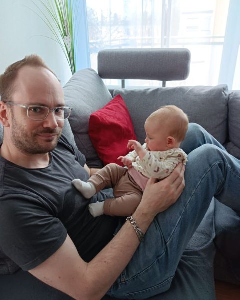 Лысина – это красиво. Почему наконец-то сбрить все волосы – это так приятно?