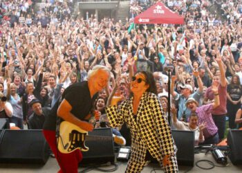 Берни Линч, сооснователь австралийской организации Eurogliders, скончался в возрасте 72 лет.