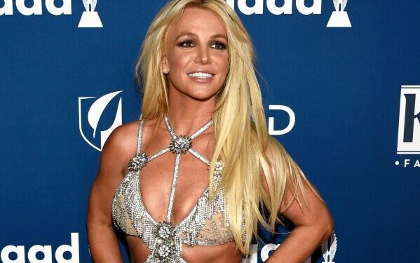 Бритни Спирс арестована по подозрению в вождении в нетрезвом состоянии и под воздействием наркотиков.