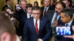 Член Конгресса от Калифорнии покидает Республиканскую партию и становится независимым кандидатом на фоне сложной предвыборной кампании.