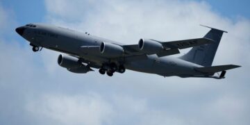 В состав экипажа авиакатастрофы с участием американских военных входили отец семейства из Алабамы, недавно отправленный в командировку, и несколько человек из Огайо.