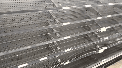 Циклон Нарелле усиливается по мере приближения к побережью Западной Австралии, превращаясь в шторм 4-й категории.