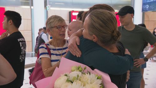 Автобусы DFAT доставят застрявших в Катаре австралийцев в Саудовскую Аравию.