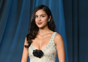 Министерство внутренней безопасности США призвало Оливию Родриго не «принижать» «жертву» сотрудников иммиграционной и таможенной службы после того, как певица раскритиковала это «антиутопическое» ведомство. Министерство внутренней безопасности США призвало Оливию Родриго не «принижать» «жертву» сотрудников иммиграционной и таможенной службы после того, как певица раскритиковала это «антиутопическое» ведомство.