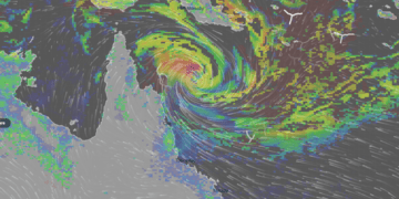 Новое предупреждение: циклон Нарелле может стать самой крупной погодной системой за всю историю наблюдений.