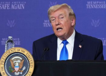 Как Трамп внезапно поддержал идею переговоров с Ираном