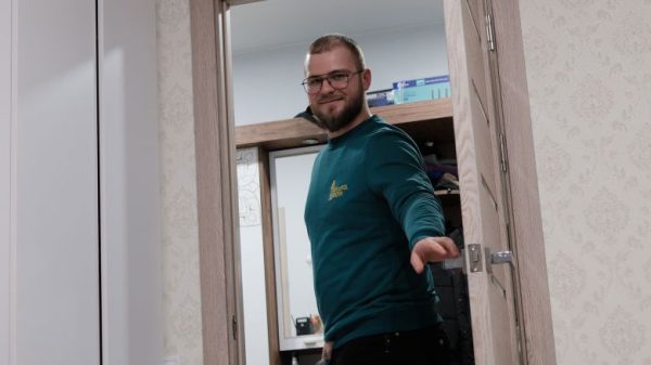 Внутри «подземной железной дороги», которую Украина использует для возвращения детей из России.