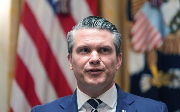 Израиль нанес удар по иранским ядерным объектам, а Тегеран атаковал базу в Саудовской Аравии, ранив американских военнослужащих.