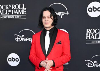 Джек Уайт высмеивает план Трампа по подписанию американских денежных знаков: «Маленькие руки».