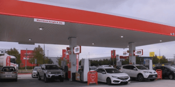 «Просто обман»: компания Servo вынуждена продавать дизельное топливо по 4 доллара из-за опечатки.