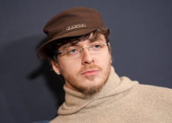 Кейси Масгрейвс, Джек Харлоу и другие: какой ваш любимый новый музыкальный релиз этой недели? Голосуйте!