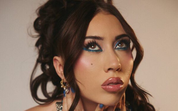 Кали Учис отправляется в турне «For the Girls» с Мэрайей Кэри, известной как «Mariah the Scientist»: вот даты. Кали Учис отправляется в турне «For the Girls» с Мэрайей Кэри, известной как «Mariah the Scientist»: вот даты.