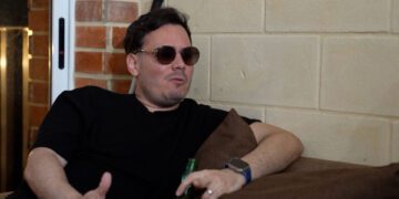 «Большинство кубинцев хотят быть капиталистами»: почему внук Фиделя Кастро, влиятельный блогер, поддерживает сделку с Трампом.