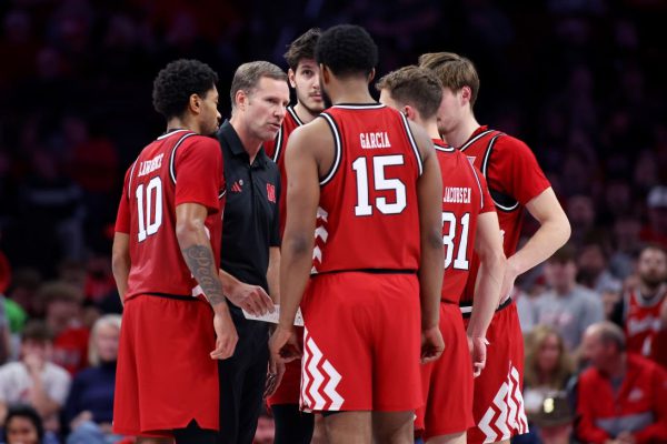 Мэр и его сын преобразили баскетбольную программу Университета Небраски. Теперь им осталось выполнить одну задачу: победить в турнире NCAA.