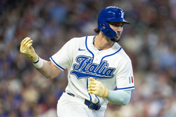 «Эти дни действительно похожи на сказку»: что значит выступление сборной Италии на Мировой бейсбольной классике для итальянских бейсбольных болельщиков.