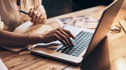 Управление финансами в условиях высокого геополитического риска и волатильности.