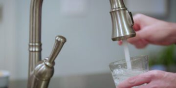 Потенциально токсичные «вечные химикаты» могут нанести вред детям в критический период развития костей.