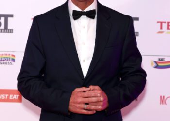 Скотта Миллса уволили с BBC Radio 2 после обвинений в «ненадлежащем поведении».