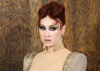 Звезда футбола Жоржиньо утверждает, что «агрессивная» охрана стадиона «Чаппелл Роан» довела его 11-летнюю дочь до слез из-за инцидента за завтраком.