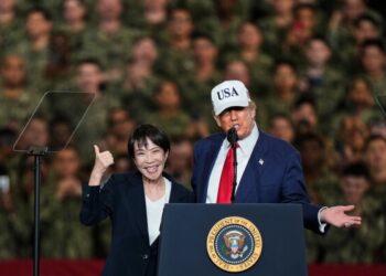 В Японии царит удивление, смущение и беспокойство после того, как Трамп использовал Перл-Харбор для оправдания войны с Ираном. В Японии царит удивление, смущение и беспокойство после того, как Трамп использовал Перл-Харбор для оправдания войны с Ираном.