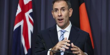 Министр финансов отклонил просьбу о предоставлении льгот по топливу, поскольку на сотнях заправочных станций закончилось топливо.