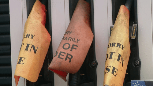 Министр финансов отклонил просьбу о предоставлении льгот по топливу, поскольку на сотнях заправочных станций закончилось топливо.