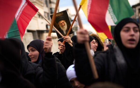 Трамп выступил с новой угрозой в адрес гражданской инфраструктуры Ирана, если в ближайшее время не будет достигнуто соглашение о прекращении огня. Трамп выступил с новой угрозой в адрес гражданской инфраструктуры Ирана, если в ближайшее время не будет достигнуто соглашение о прекращении огня.