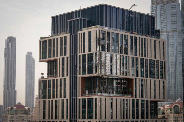 Трамп заявил, что США бомбили военные объекты на острове, имеющем жизненно важное значение для иранской нефтяной сети.