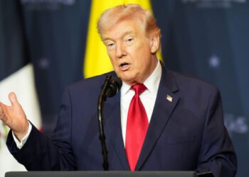 Требования Трампа по прекращению войны с Ираном меняются по мере того, как американские военные пересматривают свой список целей.