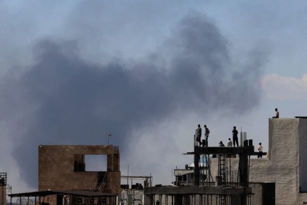 Две недели войны: подробности рискованного решения Трампа атаковать Иран — и попытки сдержать последствия