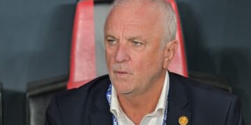 Американских солдат, погибших в войне с Ираном, помнят как преданных родителей и резервистов.