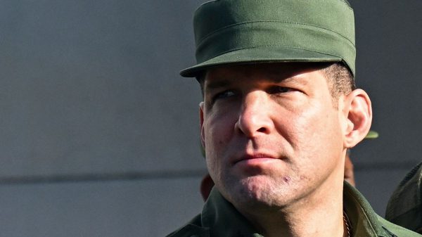 В условиях давления США на Кубу, Кастро, известный как «Краб», стал появляться на публике. Вот почему это важно. В условиях давления США на Кубу, Кастро, известный как «Краб», стал появляться на публике. Вот почему это важно.