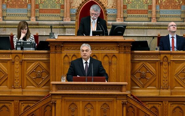 Зеленский заявил, что 30-дневная отмена санкций США в отношении российской нефти — «неправильное решение».