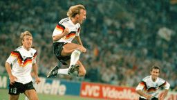 Стоимость проезда на поезде, составлявшая 13 долларов, для болельщиков Чемпионата мира по футболу, посещающих матчи в Нью-Джерси, выросла до 150 долларов.