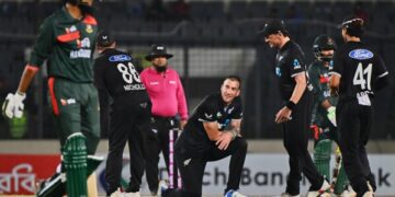 Авиакомпания добавляет двухъярусные кровати для пассажиров эконом-класса, но запрещает закуски, запахи и объятия.