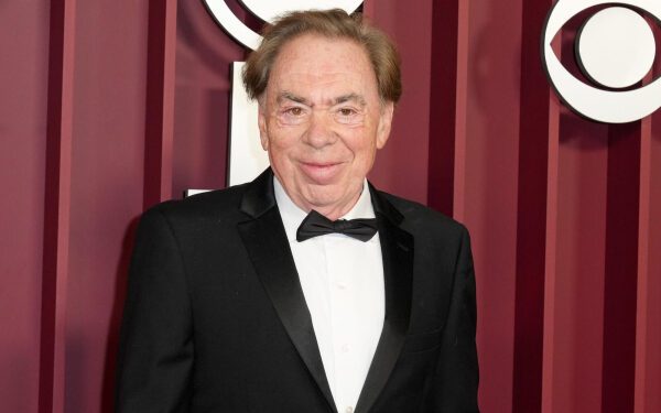 Эндрю Ллойд Уэббер утверждает, что он проходит курс лечения от алкоголизма.