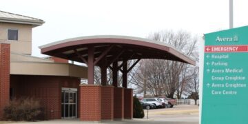 Бахрейн смягчил предложение ООН из-за возражений против разрешения применения силы для открытия Ормузского пролива.