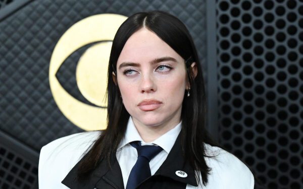 Билли Айлиш выпустила новый трейлер к фильму «Hit Me Hard and Soft: The Tour».