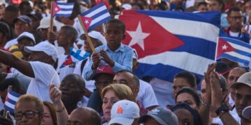 Куба подтвердила встречу с американскими официальными лицами на острове и потребовала снятия энергетической блокады.