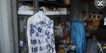 Убежище Дези Фриман: взгляд изнутри самого печально известного австралийского грузового контейнера.