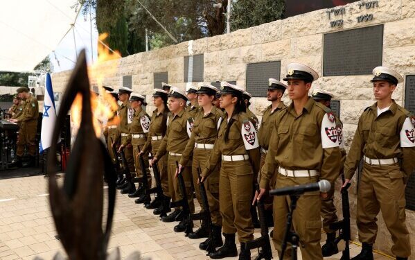 Под давлением войны Иран предоставляет своим полевым командирам больше полномочий над ополчениями в Ираке.