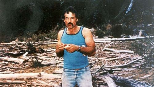 В загадочном убийстве на шоссе обнаружена новая связь с Иваном Милатом: 54 года назад пропали двое друзей-автостопщиков.