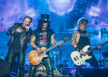 Группа Guns N' Roses впервые за 35 лет исполнила вживую редкую, малоизвестную композицию на концерте в Сан-Паулу.