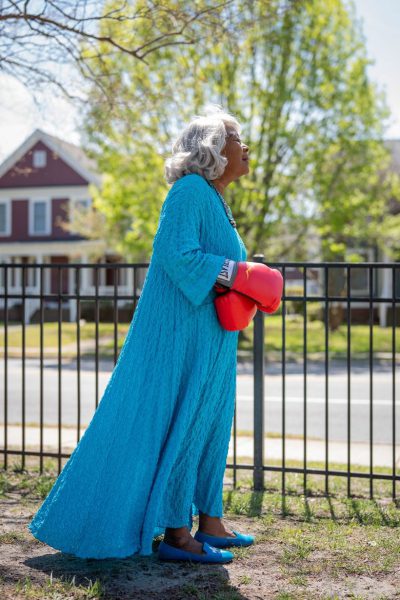 Как сварливая прабабушка, постоянно публикующая мемы, втянула Вирджинию в конфликт, который может определить исход промежуточных выборов.