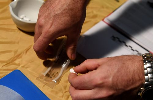 Подробности о «перепродаже кошек» — тренде на употребление рекреационных наркотиков, набирающем популярность в австралийских городах.